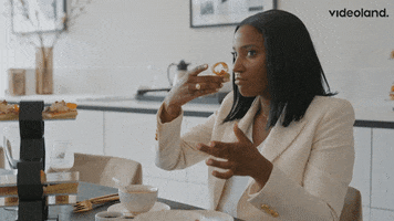 Eat Real Housewives GIF by Videoland