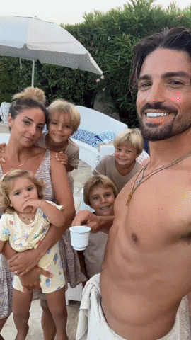 kayeenra giphyupload mariano di vaio GIF