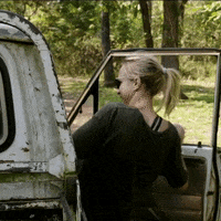 floortje naar het einde van de wereld jungle GIF by BNNVARA