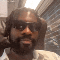 damso_gifs dems damso salut salut GIF