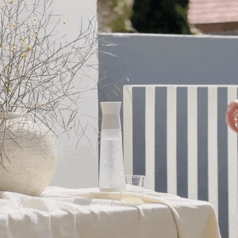 Water Fancy GIF by AWAWAWAWA