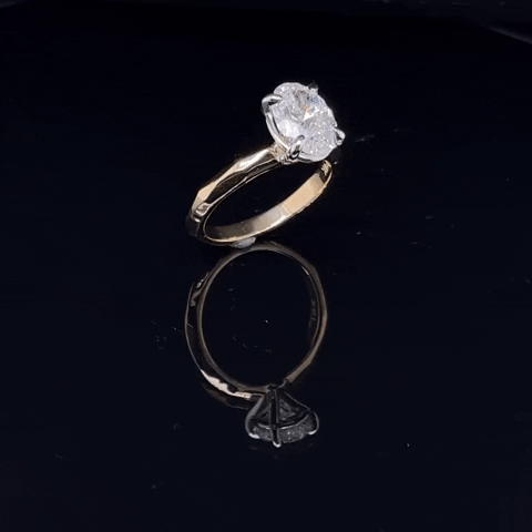 morris1881 giphyupload engagement engagementring diamondring GIF
