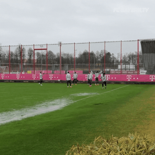 Football Raining GIF by FC Bayern Munich