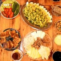 Hungry Dinner Table GIF by TRT