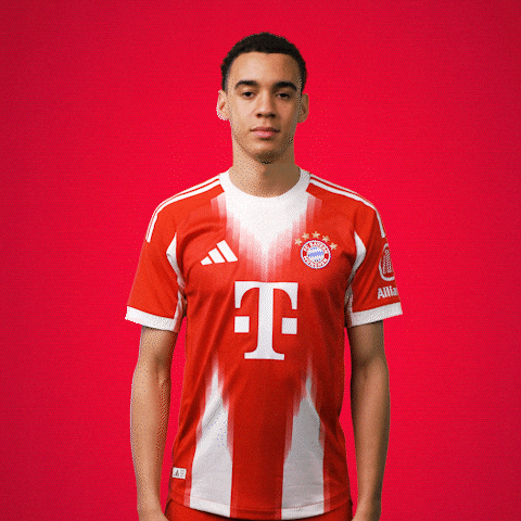 Heart Badge GIF by FC Bayern Munich