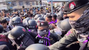 Bangkok Protesters Rally Against Lese-Majeste Laws as Leaders Face Charges