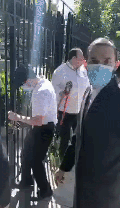 Orthodox Elected Officials Break Into Brooklyn Playgrounds in Defiance of NYC Reopening Plan