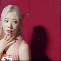 Loona Kim Lip GIF