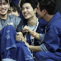 Lolfanfest GIF