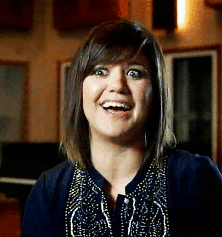 i wasnt going to make this kelly clarkson GIF