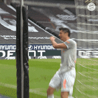Champions League Reaction GIF by FC Bayern Munich