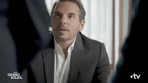 Julien Yes GIF by Un si grand soleil