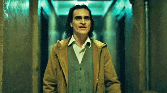 jbonnier giphyupload joker suicide joaquin phoenix GIF