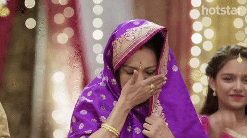 krishna chali london indian auntie crying GIF by Hotstar