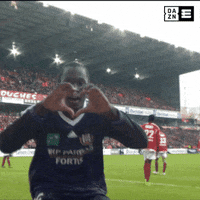 Football Sport GIF by ElevenDAZN