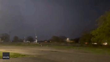 Booming Thunder and Close Range Lightning Strikes in North Texas