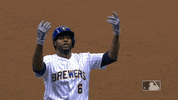 milwaukee brewers fingers GIF by MLB
