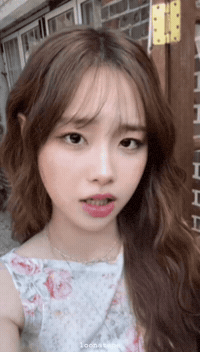 Kim Jiwoo Loona Chuu GIF
