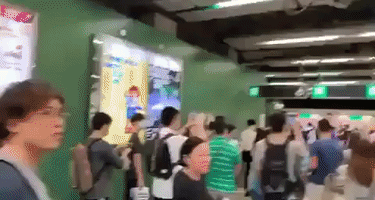 Police and Protesters Clash Outside Kwai Chung Police Station