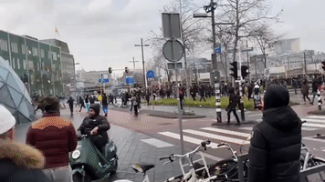 Dutch Police Clash With Anti-Lockdown Protesters in Eindhoven