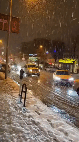 Long Transport Delays as Snow Hits Vancouver
