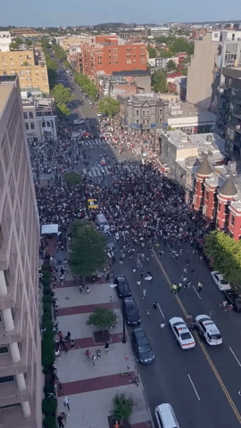Crowd Scatters During DC Event Prior to Deadly Shooting Incident