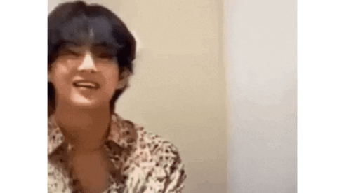 hyeontae giphygifmaker GIF