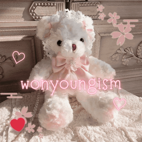 felixissofrfr giphyupload kpop pink aesthetic GIF