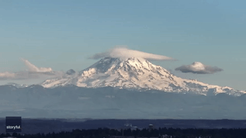 Timelapse Shows Clouds Surrounding Mount Rainier Summit