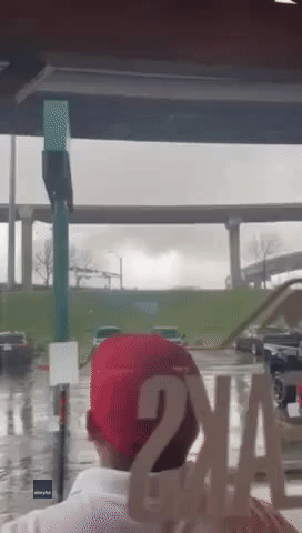 Texas Diners Take Cover as Tornado Damages Restaurant