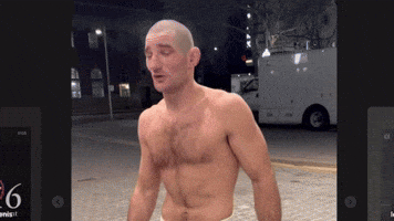 Sean Strickland VERSUS Dricus du Plessis