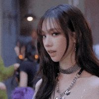 Helmets kpop pretty k-pop idol GIF