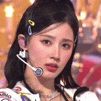 ch0m1yeonn kpop side eye gidle idle GIF