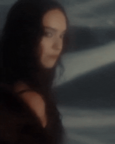 Dani Daniela GIF