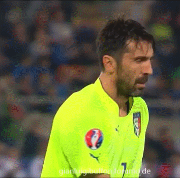 gianluigi buffon GIF