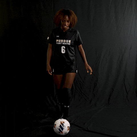 Soccer Go Long GIF by Purdue Fort Wayne Athletics
