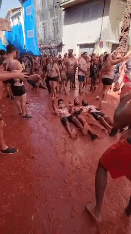 Famous Spanish Tomato-Throwing Festival Leaves Streets Covered in Pulp