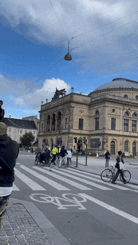 Travel City GIF