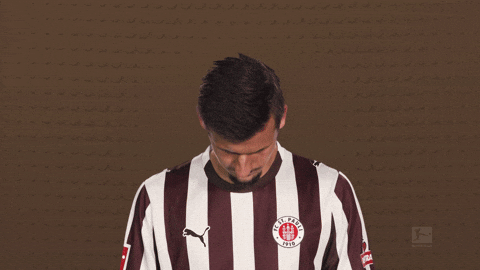 Look Up St Pauli GIF by Bundesliga