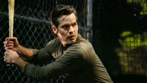 timothy olyphant GIF