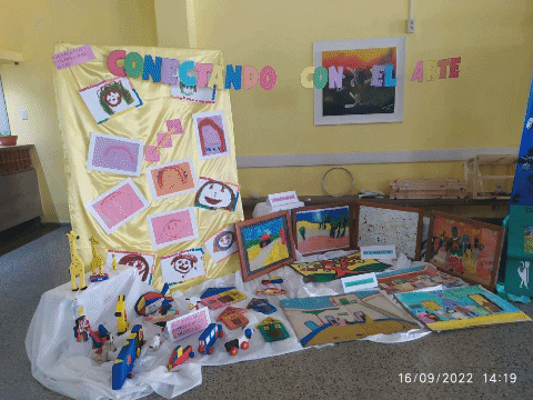 laslulas giphygifmaker GIF