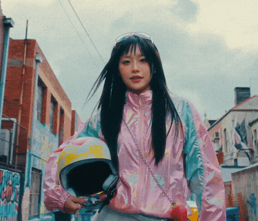 addamakpop giphyupload walk helmet chuu GIF
