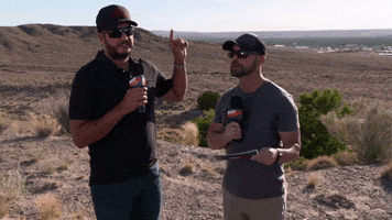 cmthot20countdown luke bryan hot 20 cmt hot 20 luke bryan game GIF
