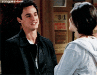 sangue bom mod vicky GIF