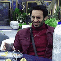 Saif Ali Khan Sak GIF