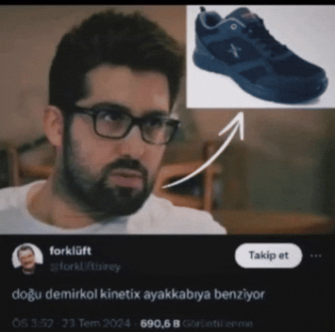 Kraladam11 GIF