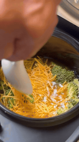 Broccoli Cheddar Rice. One Button. | Rice Robot