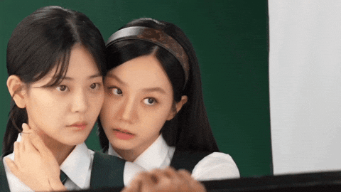 Rivalry Hyeri GIF