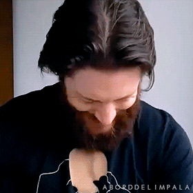aborddelimpala giphyupload laugh jensen ackles cracking up GIF