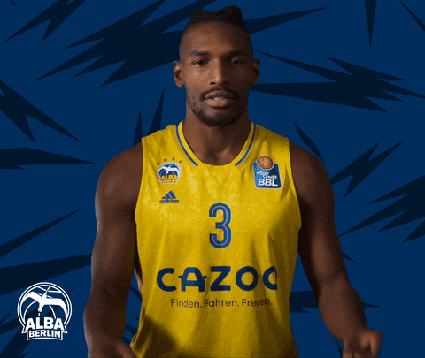 Basketball Smith GIF by ALBA BERLIN